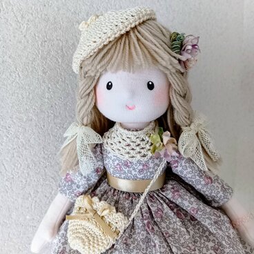 布人形（リバティワンピ）