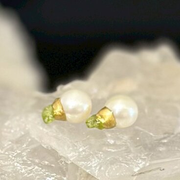 【金継ぎジュエリー】淡水パール × ペリドット　– Petite Gleam –