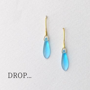 d10-31【スカイ】チェコダガーのシンプルピアス（パーツ変更可能）