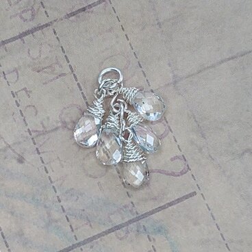 ホワイトトパーズシャンデリアペンダントトップ