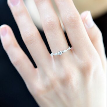 単品 星の輝き リング ピンキーリング ファランジリング 重ね付けにも～