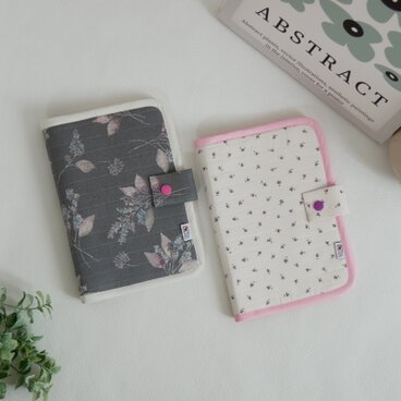 デザインが選べる母子手帳ケース