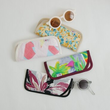 ポップで可愛いメガネケース