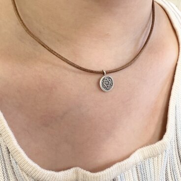 カレンシルバーチョーカー　五光星