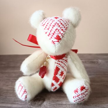 【北海道シリーズ】こぎん刺しのテディベアS 総刺しこぎんクマ　札幌市時計台