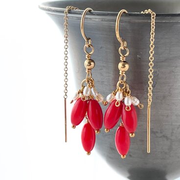 紅の房きらめき｜赤珊瑚×淡水パール フリンジピアス 14kgf ３月誕生石