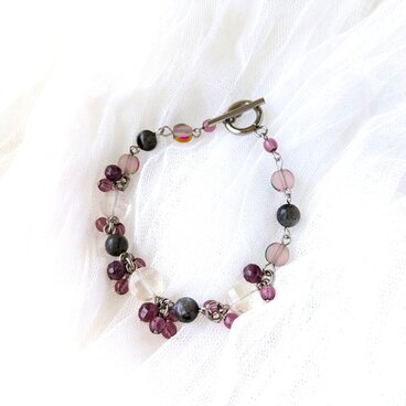 グレー＆ピンクのブレスレット(B0376)