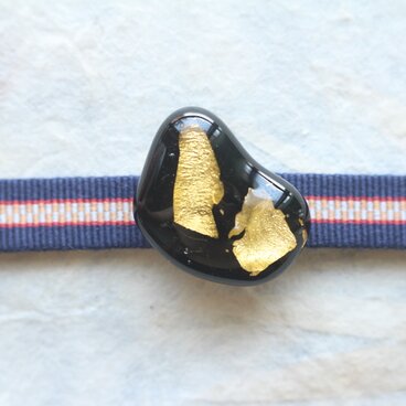 新作 帯留め ブラックゴールド