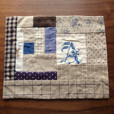 ランチョンマット　～ モノグラム A ～