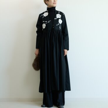 ローブギャザードレス・白梅牡丹