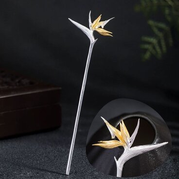 ゴクラクチョウカのかんざし - 上品な色合いと独特な形状が特徴　K187