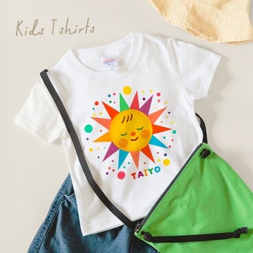 ◉名入れ イラストが選べる 出産祝い　名入れ 　誕生日　プレゼント　Tシャツ 子供服　/ 赤ちゃん太陽さんはおねむです