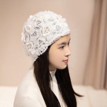 手作り【Lady's】オシャレなベレー帽　ホワイト