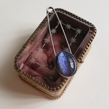 【訳あり】ドラゴンズブレスのストールピン　パープル