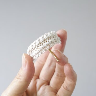 水引ポニーフック/レース（淡色）