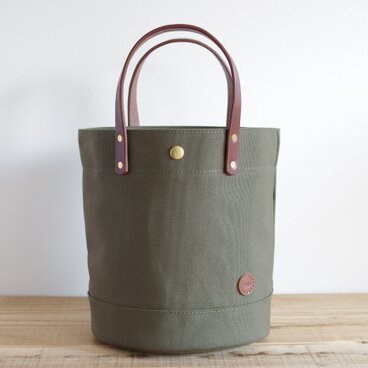 レザーハンドル帆布 丸底トートバッグ オリーブ