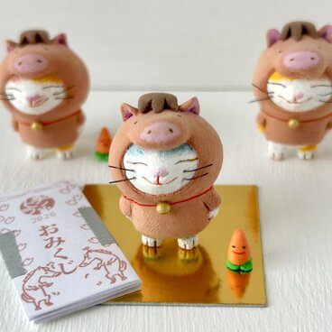 干支猫馬猫さん2026（グレートラ白）