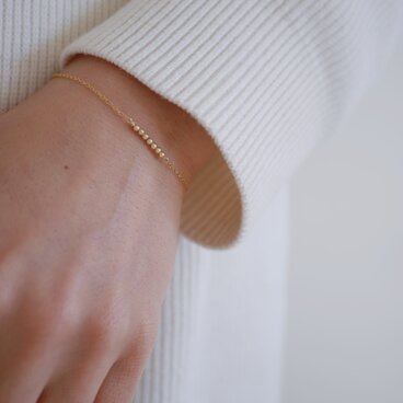 星屑 ｜14kgf 華奢なチェーンのゴールドブレスレット 【 長さオーダー可能 】