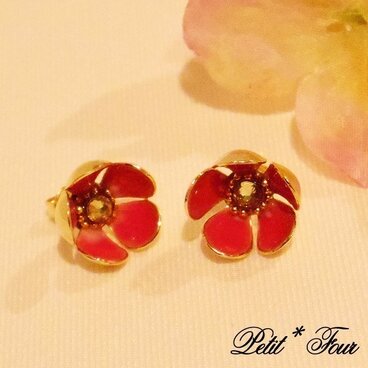 花畑の宝石ピアス【ｱﾚﾙｷﾞｰ・ｲﾔﾘﾝｸﾞ対応】