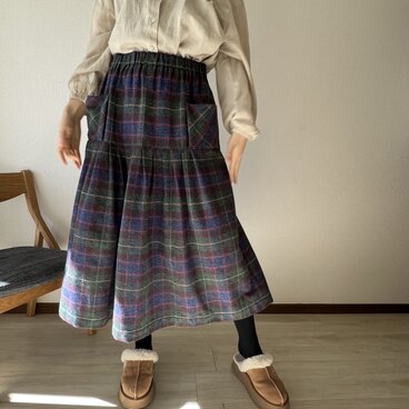 コットンツイードプリーツスカート