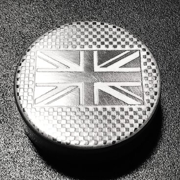 ユニオンジャック　彫金　小物入れ　６０㎜サイズ　ステンレス製