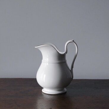 Choisy le Roi 白 ピシェ ピッチャー 花器 花瓶  h19.5cm フランス アンティーク 0502198