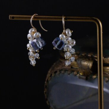 #1073 ミスティークトパーズとパールのピアス