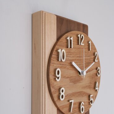 掛け時計　(ウォールナット　×　ハードメープル)