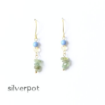 G47【天然石　グリーンアパタイト】と落ち着いたパステルカラーのピアス（パーツ変更可能）