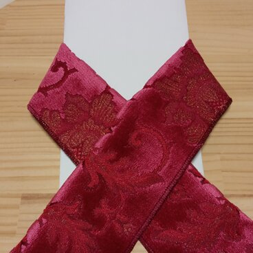 訳あり特価　半襟　冬素材　金ラメ入りエンジのモケット【生地見本あり】
