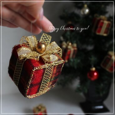 オーナメントセット　プレゼントボックス（タータンチェック）× ガラスボール／クリスマスツリー飾りセット　R&yCH170