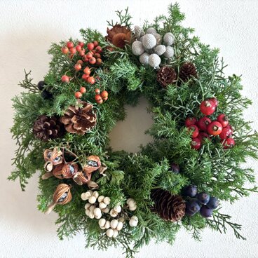木の実いっぱいクリスマスリース2