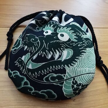 可愛い巾着（龍）