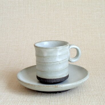 デミタスカップ＆ソーサーb