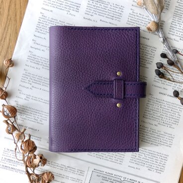 イタリア革の手帳カバー／A6サイズ／紫
