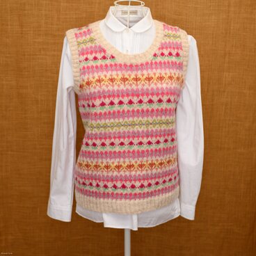 ピンクのベスト