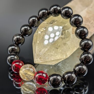 【最強金運・守護・健康】ゴールドルチルクォーツ・レッドアンバー・モリオン・10mm・ブレスレット