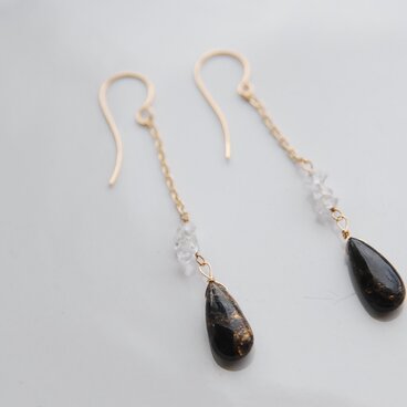 コッパーオブシディアンとダブルポイント水晶のピアス　１４kgf