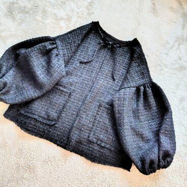 ブラックツィードパフスリーブジャケット