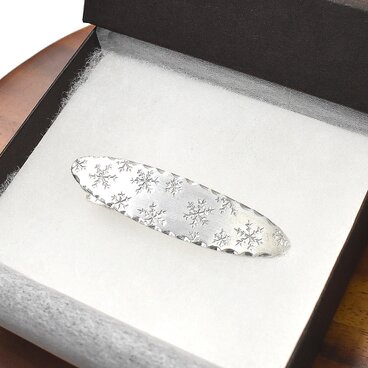 雪の結晶 楕円形 シルバーネクタイピン ストール、スカーフ留めにも /一点物