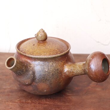 備前焼 急須 (急須on急須)　k1-103
