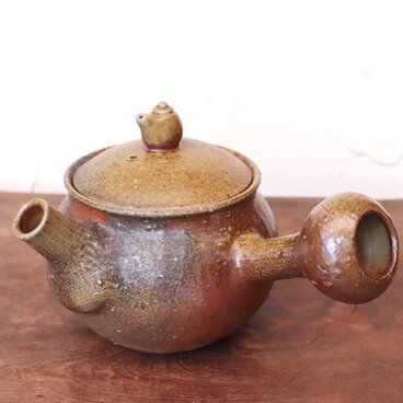 備前焼 急須 (急須on急須)　k1-105