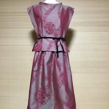 正絹グレイッシュピンク地にワインローズの花模様のセットアップ