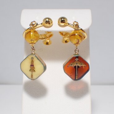 蒔絵イヤリング ”雨に唄えば”