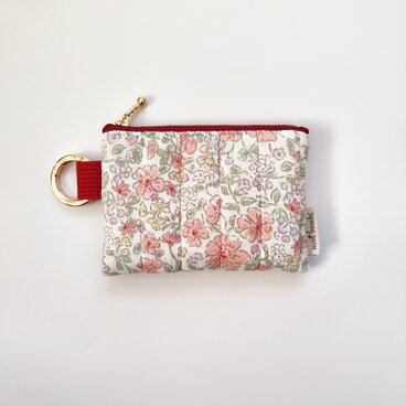 フランス製キルティング生地・カラビナ付きポーチ（rouge：赤）