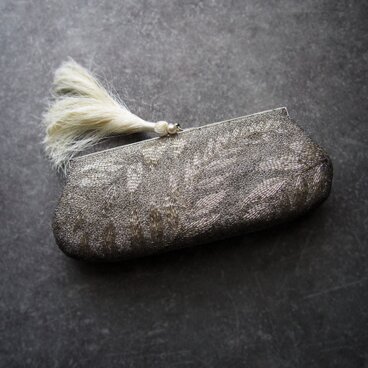 ビンテージバッグ　オリジナルタッセル付き　シダ紋様　クラッチバッグ