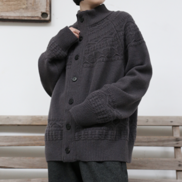 一枚で日常を上質に変えるアイテム　ウールカーディガン ジャガードカーディガン 　グレー　251202-1