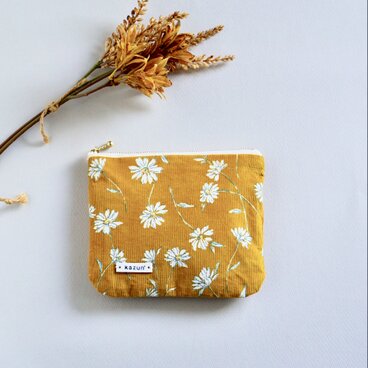 デイジー柄コーデュロイのスクエアポーチ16cm