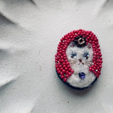 宝石とピンクの好きな隣のネッコ