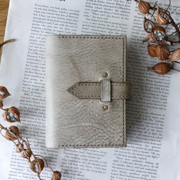 トラベラーズノートカバー／パスポートサイズ／革／グレー